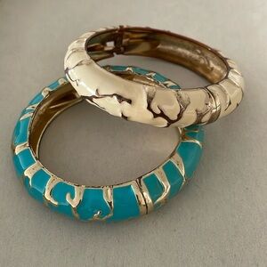 Set/2 Blue & Cream Hinged Metal Bracelets